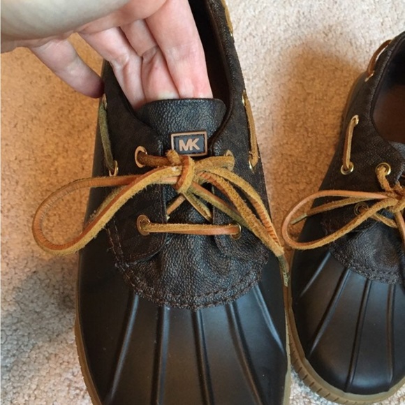 Michael Kors brown monogram ankle duck boots
Women’s size 10 - Picture 5 of 10